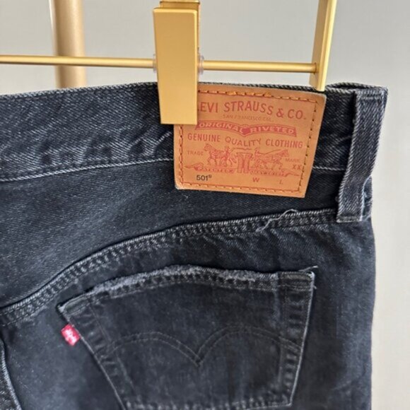 Levi’s 501 Red Tab Denim Jean Shorts – Size 29 - Picture 5 of 5